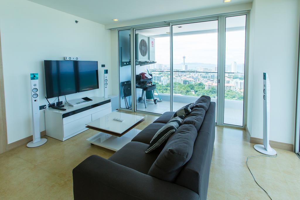 The Cliff Residence Condo Pattaya Zimmer foto