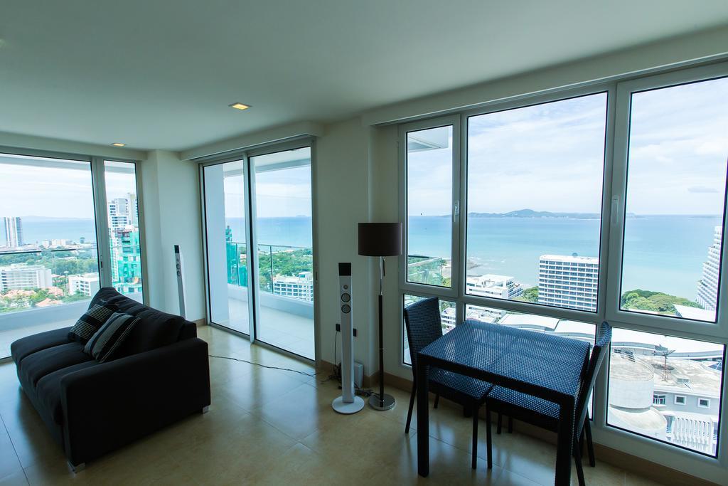The Cliff Residence Condo Pattaya Zimmer foto