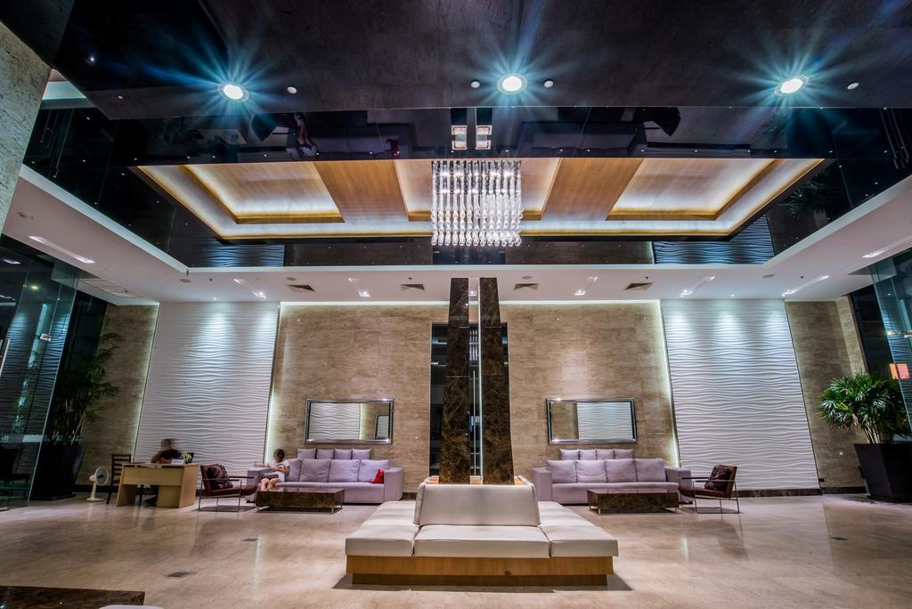 The Cliff Residence Condo Pattaya Exterior foto