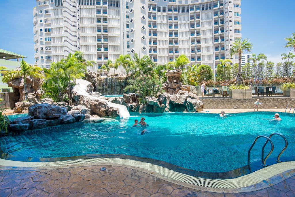 The Cliff Residence Condo Pattaya Exterior foto