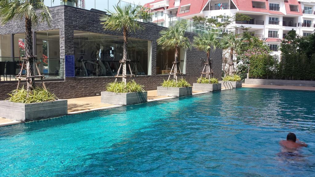 The Cliff Residence Condo Pattaya Exterior foto