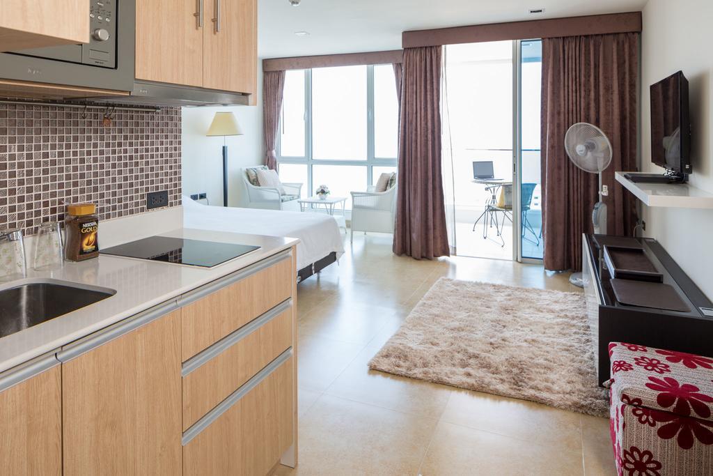 The Cliff Residence Condo Pattaya Zimmer foto