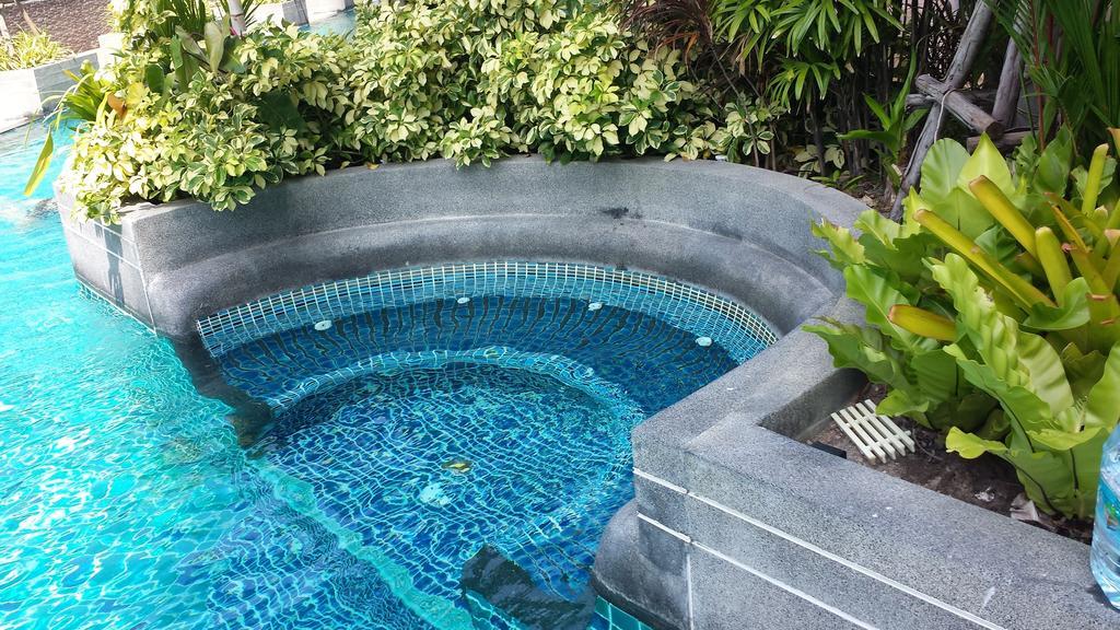 The Cliff Residence Condo Pattaya Exterior foto
