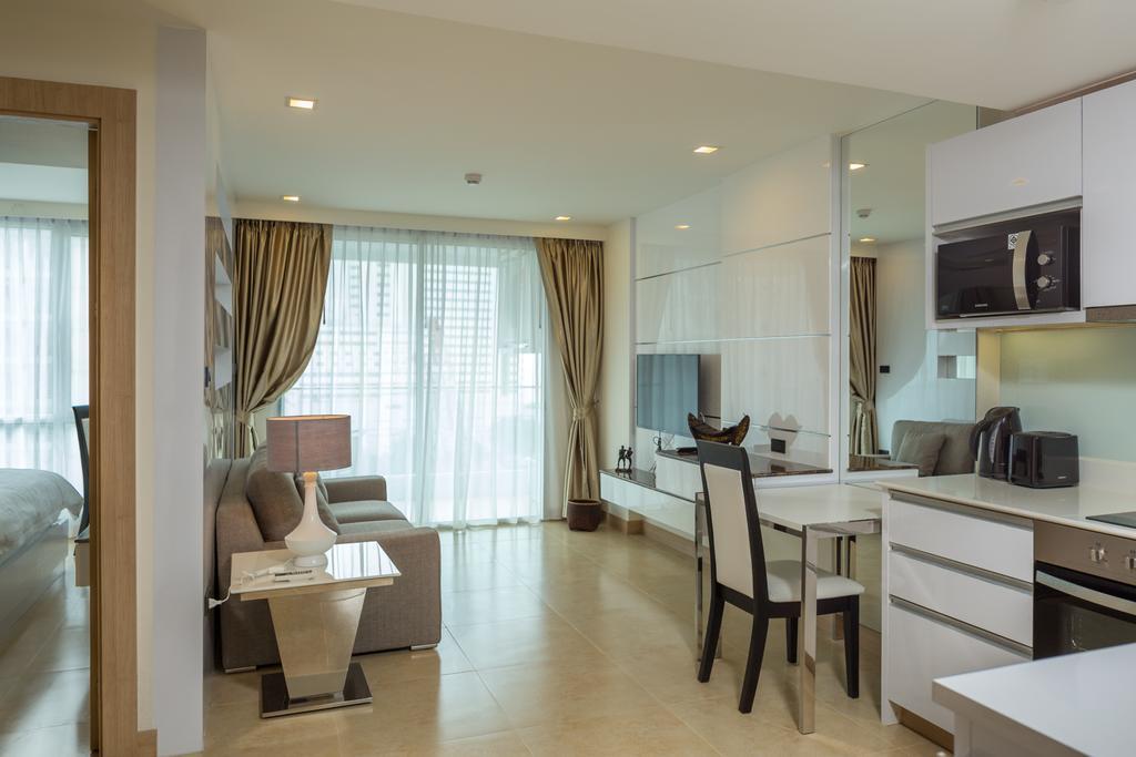 The Cliff Residence Condo Pattaya Zimmer foto
