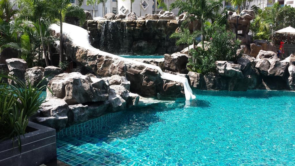 The Cliff Residence Condo Pattaya Zimmer foto